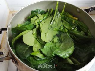 菠菜冻豆腐汤的做法步骤：2