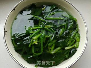 菠菜冻豆腐汤的做法步骤：3