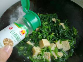 菠菜冻豆腐汤的做法步骤：12