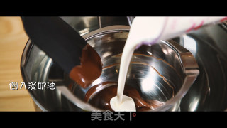 奥利奥杯子蛋糕的做法步骤：2
