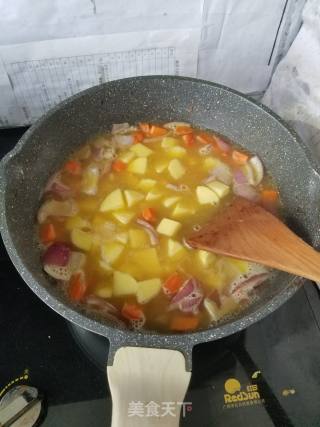 咖喱土豆牛肉的做法步骤：6
