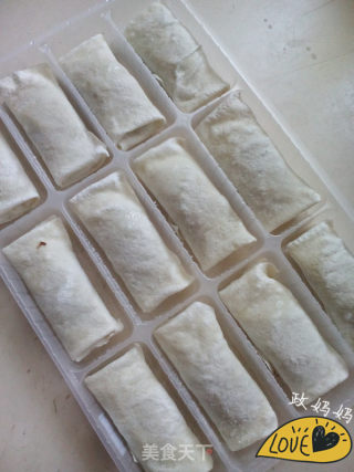 炸春卷的做法步骤：1
