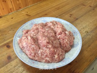 香菇肉馅蒸饺：饺子也有新花样，比传统的包法好看又简单的做法步骤：5