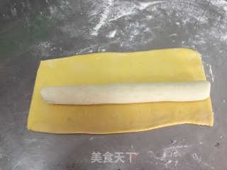 香菇肉馅蒸饺：饺子也有新花样，比传统的包法好看又简单的做法步骤：6