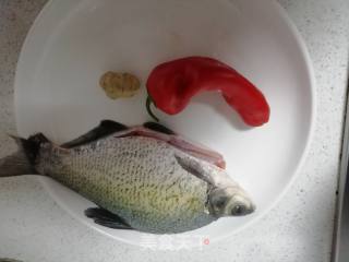 清蒸鳊鱼的做法步骤：1