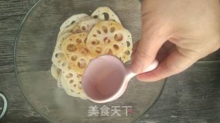 炝拌葱油藕片的做法步骤：6