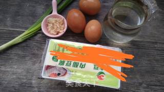 虾皮豆腐鸡蛋羹的做法步骤：1