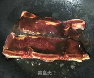 黑椒牛排意面的做法步骤：8