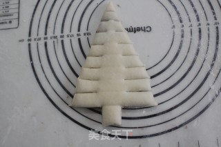 圣诞树面包的做法步骤：11