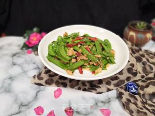 五花肉煸炒荷兰豆的做法步骤：6