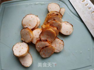 鱼肠面包杯的做法步骤：3