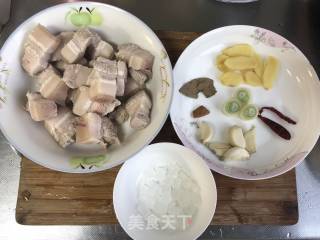 家庭版红烧肉的做法步骤：4