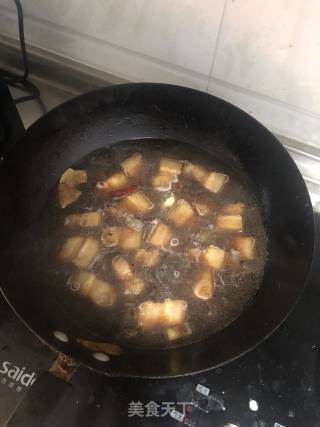 家庭版红烧肉的做法步骤：8