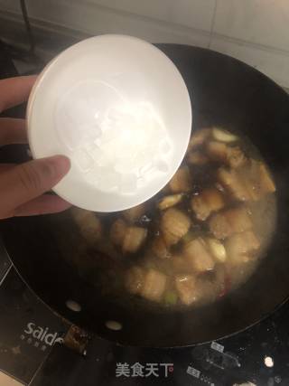 家庭版红烧肉的做法步骤：9