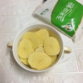 土豆小饼的做法步骤：1