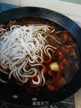 麻辣海鲜土豆粉的做法步骤：11