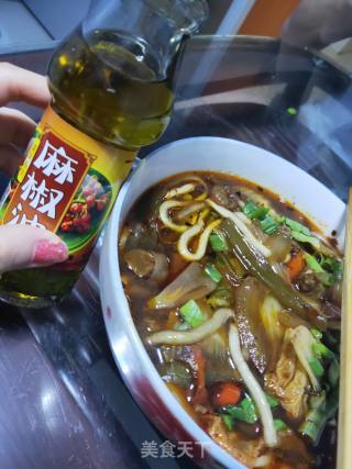 麻辣海鲜土豆粉的做法步骤：12