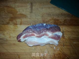 五花肉炖架豆王的做法步骤：2