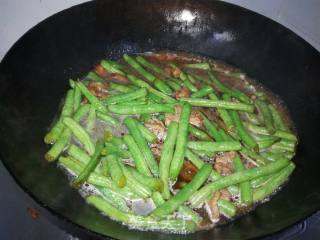 五花肉炖架豆王的做法步骤：8