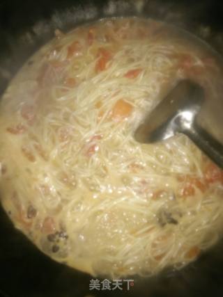 西红柿鸡蛋挂面的做法步骤：4