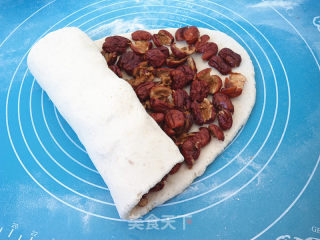 豆渣红枣卷的做法步骤：7