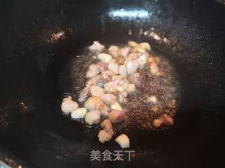 红椒煸炒秋葵的做法步骤：2