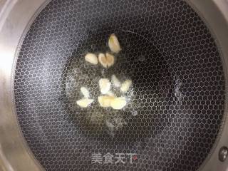 猪肉炒杂蔬菜的做法步骤：4