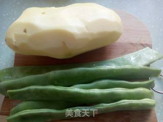 土豆炖芸豆的做法步骤：1
