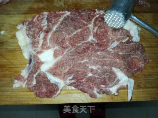 黑椒牛排的做法步骤：2