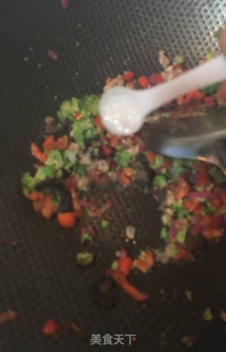海参什锦炒饭的做法步骤：11
