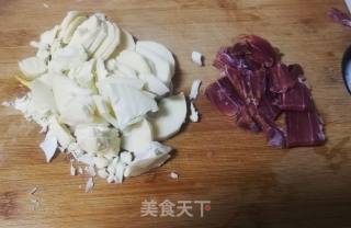 冬笋炖鸡汤的做法步骤：2
