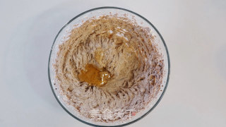 圣诞姜饼人【初味日记】的做法步骤：2