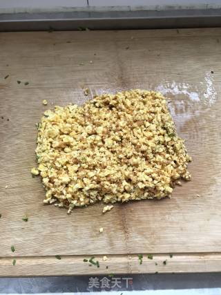 鸡蛋虾皮韭菜馅饼的做法步骤：4