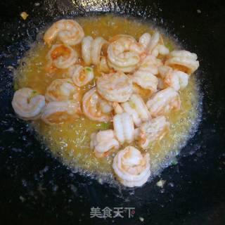 荷兰豆炒虾仁的做法步骤：4