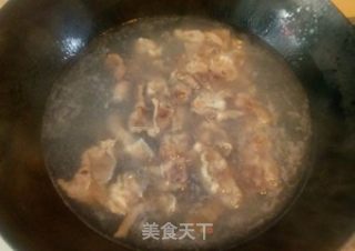 冬日暖身美食-酸汤肥牛的做法步骤：5