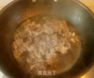 冬日暖身美食-酸汤肥牛的做法步骤：7
