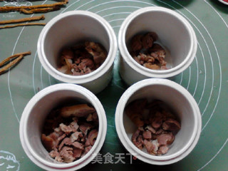 滋补党参羊肉汤的做法步骤：8