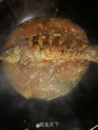 红烧鲤鱼的做法步骤：5