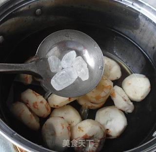 百合炖荸荠的做法步骤：4