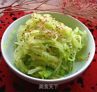 怎样拌莴笋不出汤并且脆嫩——凉拌笋丝的做法步骤：7