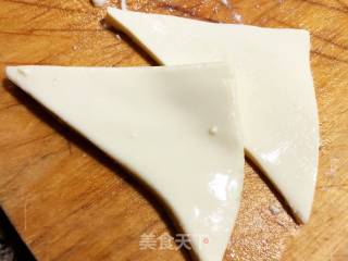 鹌鹑蛋皮蛋豆腐#家乡的味道#的做法步骤：3