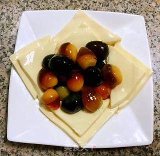 鹌鹑蛋皮蛋豆腐#家乡的味道#的做法步骤：5