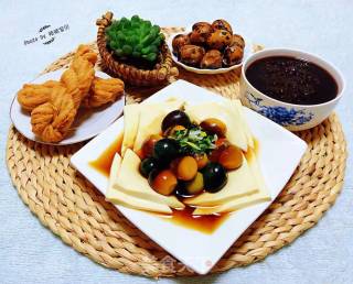 鹌鹑蛋皮蛋豆腐#家乡的味道#的做法步骤：12