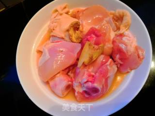 时蔬美丽鸡腿炖蘑菇～的做法步骤：1