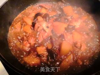 时蔬美丽鸡腿炖蘑菇～的做法步骤：4