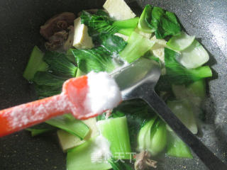 青菜腊鸭腿冻豆腐汤的做法步骤：5