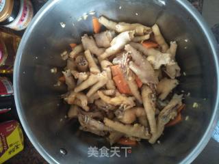 凉拌麻辣鸡爪的做法步骤：5