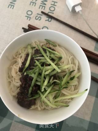 炸酱面的做法步骤：3