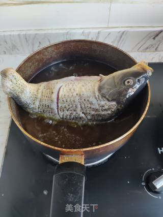 家常红烧鲤鱼的做法步骤：2
