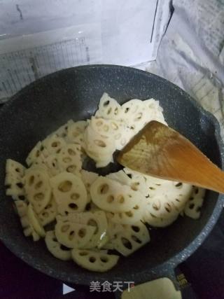 青椒藕片的做法步骤：4
